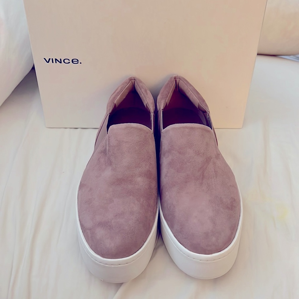 Vince “Warren” Sneaker in Hydrangea 8.5 M